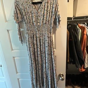 Grey Floral MIDI Dress